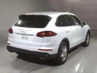Porsche Cayenne лот № 5009 оценка 3.5  с аукциона в Японии 1