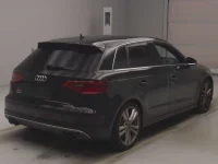 Audi S3 лот № 80006 оценка 3.5  с аукциона в Японии 1