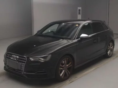 Audi S3  с аукциона в Японии