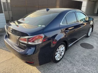 Lexus HS