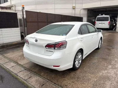 Lexus HS