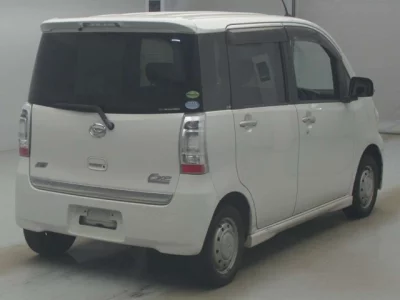Daihatsu TANTO EXE