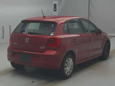 Volkswagen Polo  с аукциона в Японии
