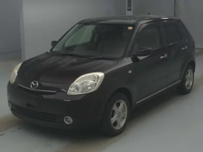 Mazda VERISA  с аукциона в Японии