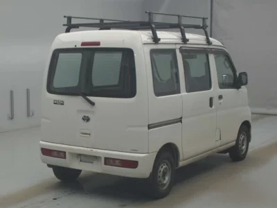 Toyota PIXIS VAN  с аукциона в Японии