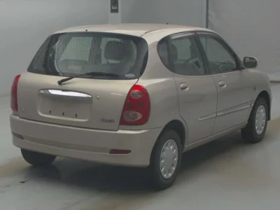 Toyota DUET  с аукциона в Японии