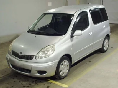 Toyota FUNCARGO  с аукциона в Японии