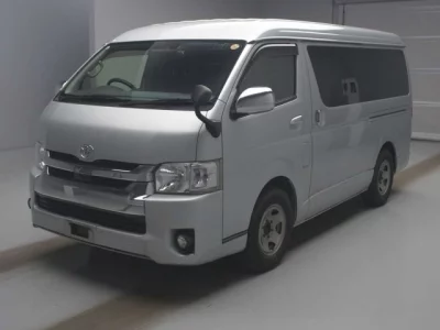 Toyota HIACE VAN  с аукциона в Японии