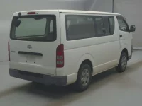 Toyota HIACE VAN лот № 75011 оценка 3  с аукциона в Японии 1