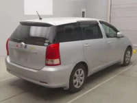 Toyota WISH лот № 70065 оценка 3  с аукциона в Японии 1