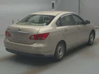 Nissan SYLPHY лот № 77076 оценка 3.5  с аукциона в Японии 1
