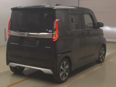 Mitsubishi EK X SPACE