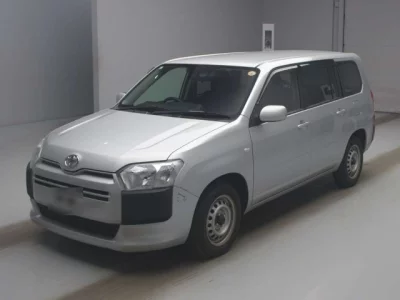 Toyota HIACE VAN  с аукциона в Японии