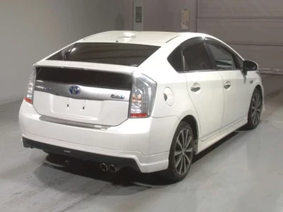 Toyota PRIUS PHV