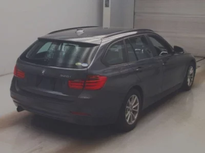BMW 3-Series  с аукциона в Японии