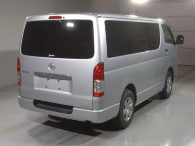 Toyota HIACE VAN  с аукциона в Японии