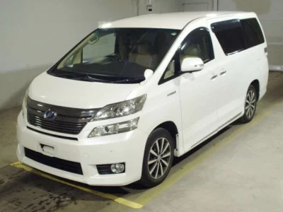 Toyota VELLFIRE  с аукциона в Японии