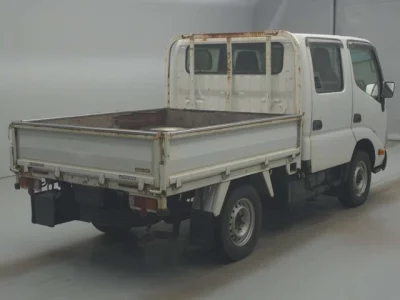 Toyota DYNA  с аукциона в Японии