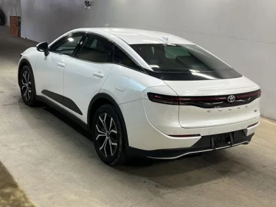 Toyota Crown Crossover