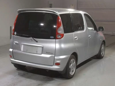 Toyota FUNCARGO  с аукциона в Японии