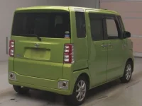 Toyota PIXIS MEGA лот № 83516 оценка 4  с аукциона в Японии 1