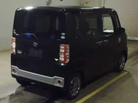 Toyota PIXIS MEGA лот № 7106 оценка 3.5  с аукциона в Японии 1