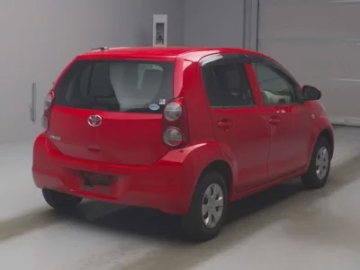 Toyota PASSO  с аукциона в Японии