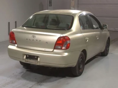 Toyota PLATZ  с аукциона в Японии