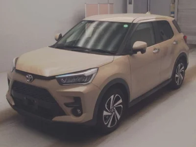 Toyota RAIZE  с аукциона в Японии