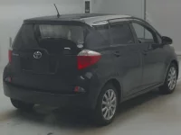 Toyota RACTIS лот № 72027 оценка 3  с аукциона в Японии 1