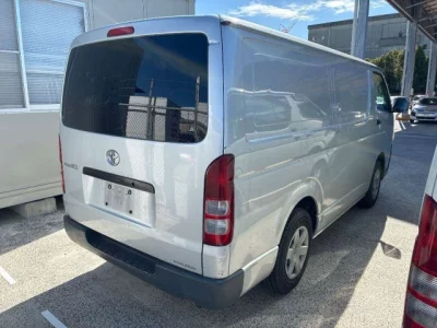 Toyota REGIUS ACE VAN