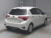 Toyota VITZ лот № 20116 оценка 3.5  с аукциона в Японии 1