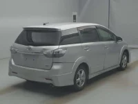 Toyota WISH лот № 70021 оценка R  с аукциона в Японии 1