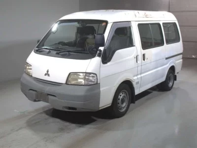 Mitsubishi DELICA