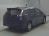 Honda STREAM лот № 72072 оценка 4  с аукциона в Японии 1