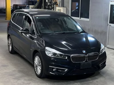 BMW 2-Series  с аукциона в Японии