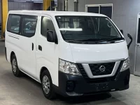 Nissan CARAVAN VAN лот № 57 оценка 3.5  с аукциона в Японии 3