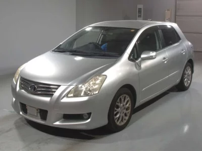 Toyota BLADE