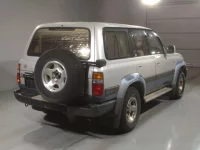 Toyota LAND CRUISER лот № 220 оценка 3  с аукциона в Японии 1