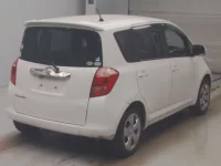 Toyota RACTIS лот № 9086 оценка R  с аукциона в Японии 1