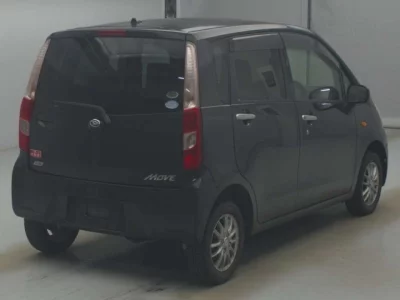 Daihatsu MOVE  с аукциона в Японии