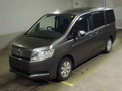 Honda STEP WAGON  с аукциона в Японии