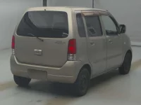 Suzuki WAGON R лот № 77207 оценка 3  с аукциона в Японии 1