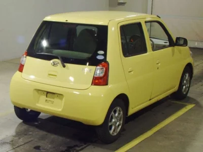 Daihatsu Esse  с аукциона в Японии