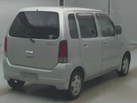 Suzuki WAGON R лот № 77213 оценка 3  с аукциона в Японии 1