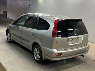 Honda STREAM  с аукциона в Японии