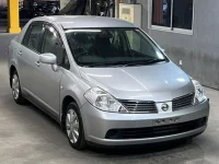 Nissan TIIDA LATIO лот № 2045 оценка 3.5  с аукциона в Японии 3
