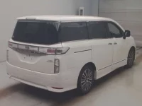 Nissan ELGRAND лот № 2109 оценка 4  с аукциона в Японии 1