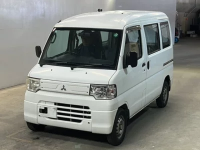 Mitsubishi MINICAB VAN