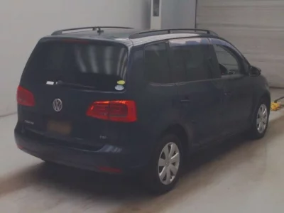 Volkswagen GOLF TOURAN  с аукциона в Японии